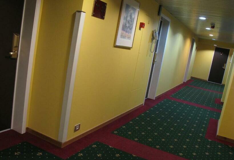 Habitación Individual Basic, Bedford Hotel & Congress Centre Brussels