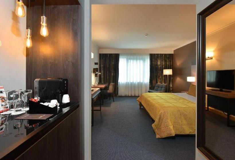 Номер Deluxe, Martin S Chateau Du Lac
