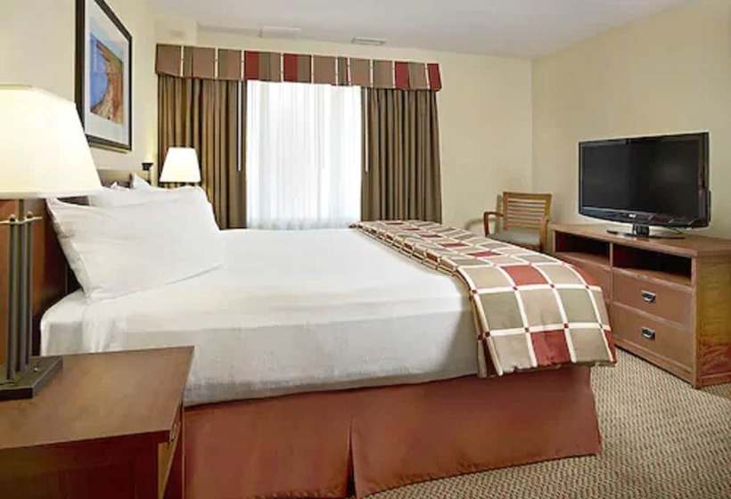 スイート, Charlottetown Inn & Conference Centre