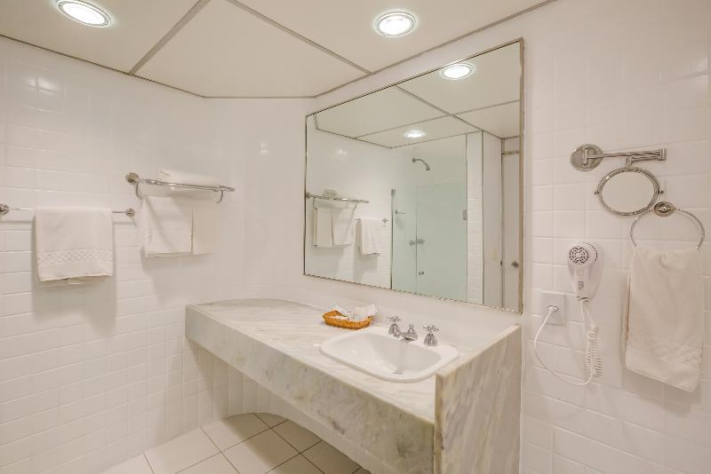 اتاق لوکس چهار تخته, Rio Aeroporto Hotel Galeão