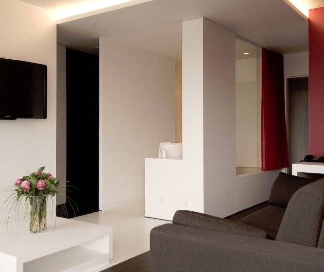 Люкс Повышенной Комфортности, Parkhotel Roeselare