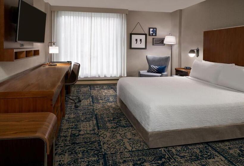 Номер Классика Кровать Кинг, Four Points By Sheraton Hotel & Conference Centre Gatineau Ottawa