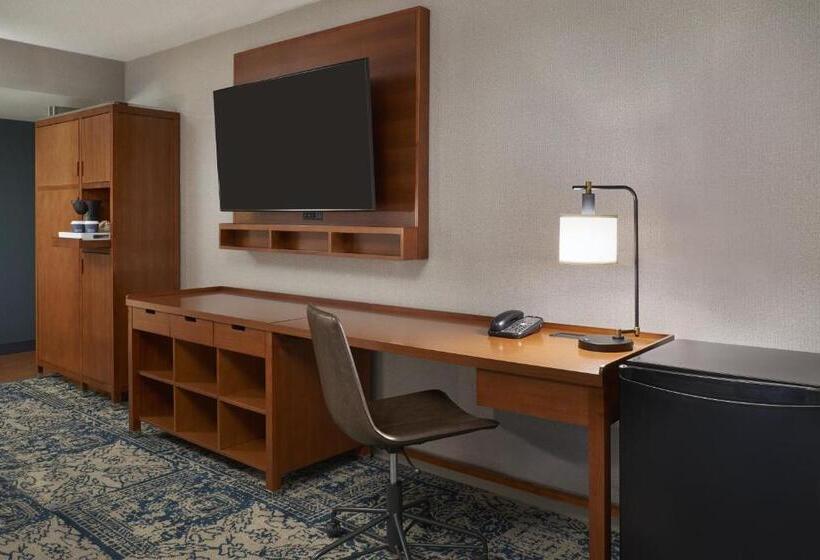 Номер Deluxe, Four Points By Sheraton Hotel & Conference Centre Gatineau Ottawa