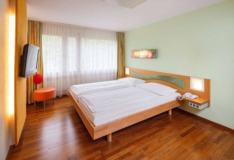 Номер Комфорт, Ramada By Wyndham Baden Hotel Du Parc