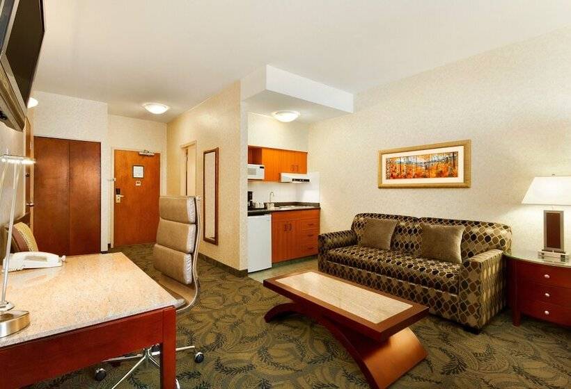 Номер Стандарт, Poco Inn And Suites Hotel & Conference Centre