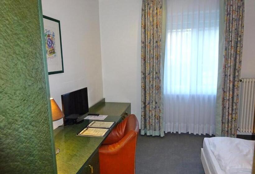 غرفة قياسية فردية, Villa Garni Gardenia