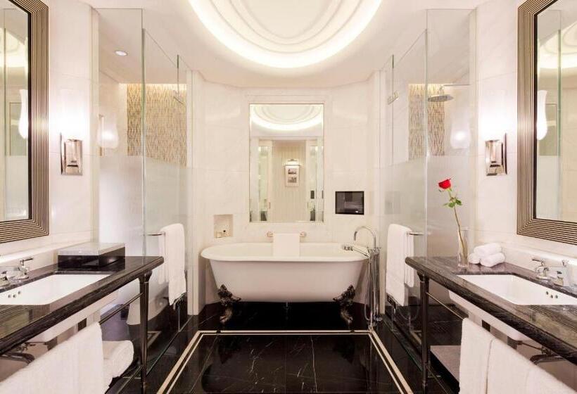 سوییت, Fairmont Peace Hotel On The Bund