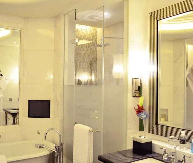 اتاق استاندارد با تخت بزرگ, Fairmont Peace Hotel On The Bund