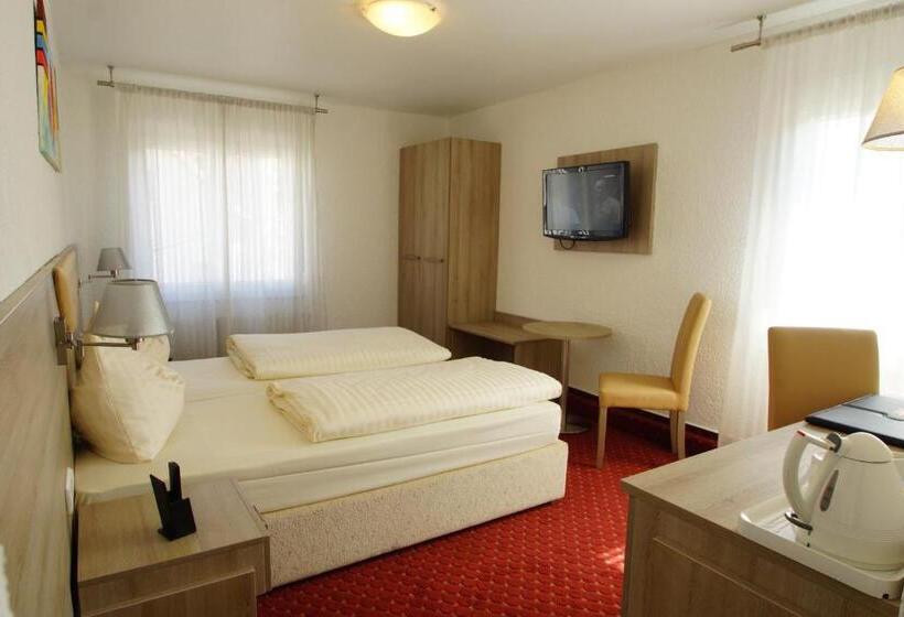 트리플 클래식 룸, Airport Hotel Filder Post