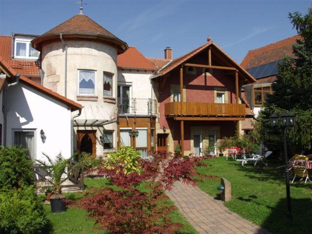标准单人间, Gutshof Ziegelhütte