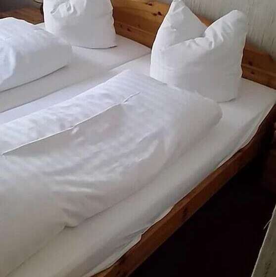 Номер Стандарт Индивидуальный, Hostel Zum Löwen