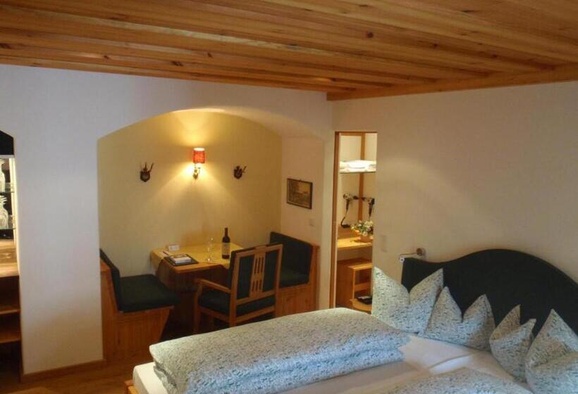 Номер Стандарт с Гидромассажем, Romantik Hotel Zum Klosterbräu
