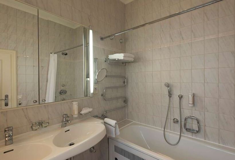 Номер Economy Индивидуальный, Wyndham Grand Bad Reichenhall Axelmannstein