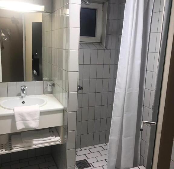 Номер Basic, City Hotel Nattergalen