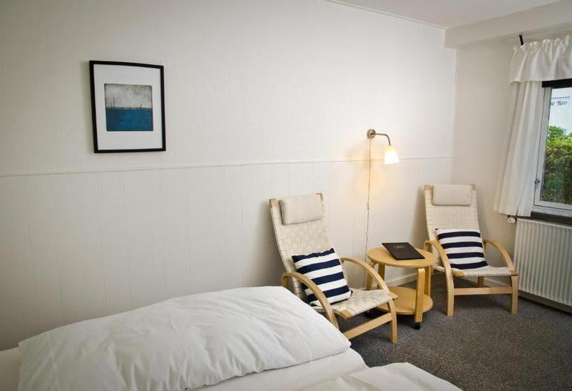 Номер Стандарт, Tylstrup Kro Og Motel