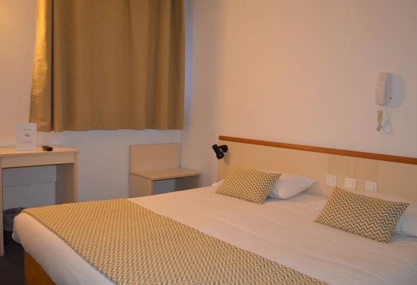 Номер Стандарт, Hôtel Aneto