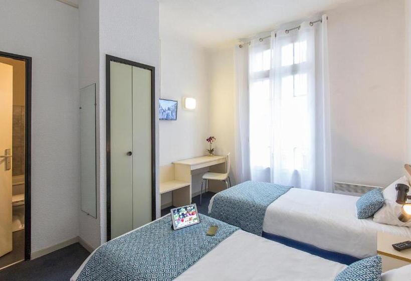 Номер Стандарт, Hôtel Aneto