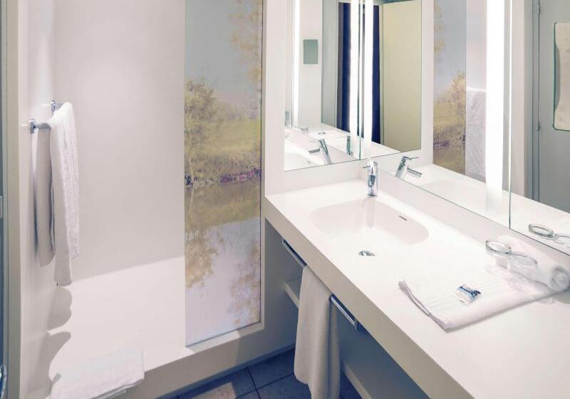 Номер Классика Кровать Кинг, Mercure Macon Bord De Saone