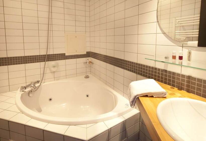Номер Стандарт Трехместный, Le Grand Hotel Du Hohwald