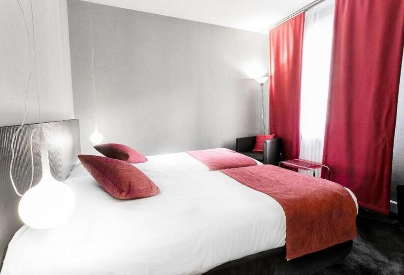 Номер Стандарт, Hostellerie Du Chapeau Rouge