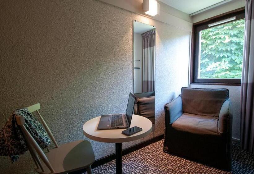 Номер Стандарт, Ibis Maisons Laffitte