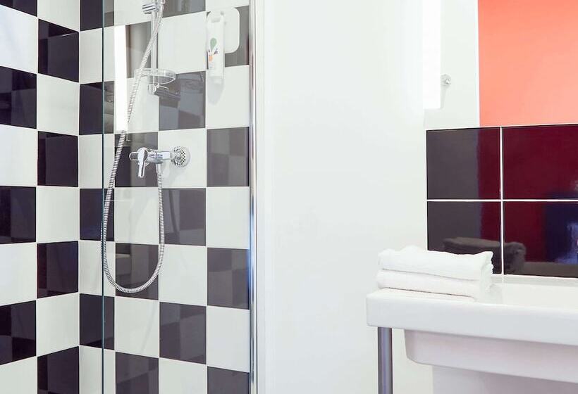 Номер Стандарт, Ibis Styles Marseille Vieuxport