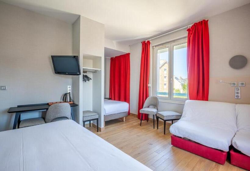 Pokój Czteroosobowy Standard, Kyriad Saint Malo Centre Plage