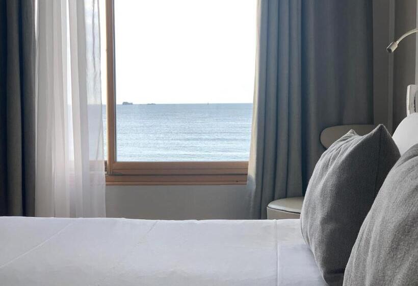 Апартаменты 1 Спальня Вид на Море, Kyriad Saint Malo Centre Plage