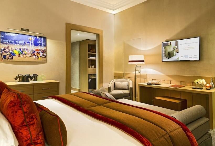 Номер Deluxe, Hôtel Barrière L Hôtel Du Golf
