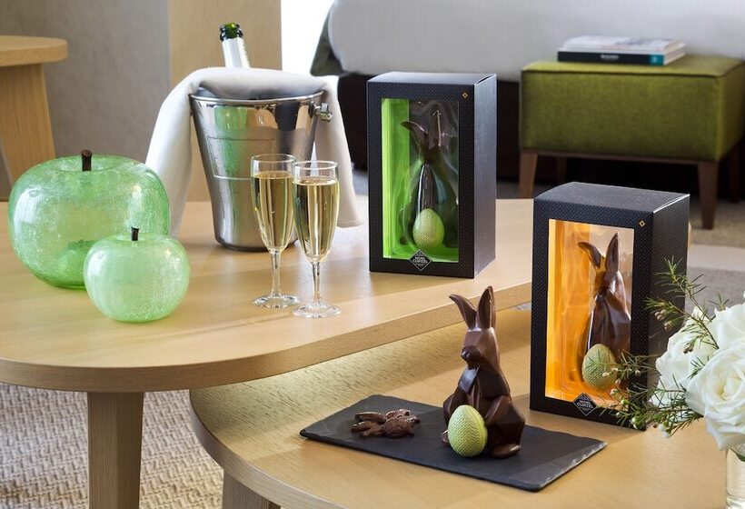 Полулюкс, Hôtel Barrière L Hôtel Du Golf