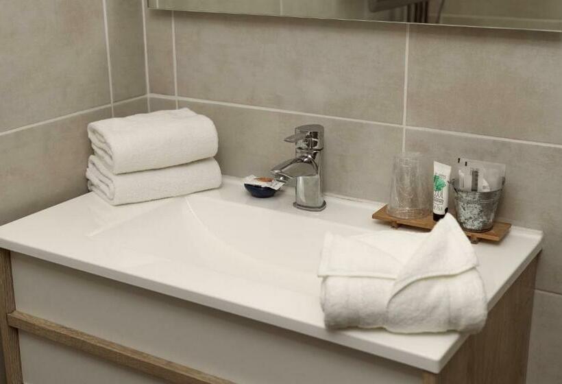 Номер Стандарт, Hôtel La Palunette