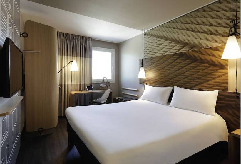 Номер Стандарт Двуспальная Кровать, Ibis Compiègne
