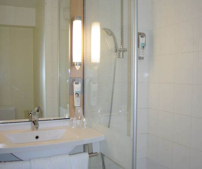 اتاق استاندارد با تخت دوبل, Ibis Marseille Provence Aeroport