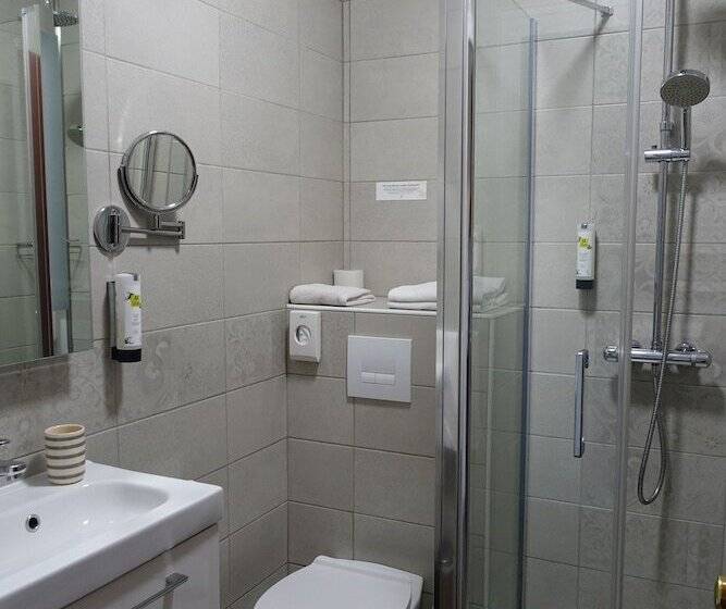 스탠다드 룸, Logis Hôtel Emeraude
