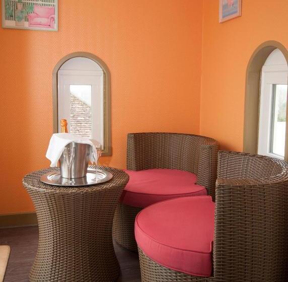 Номер Стандарт, Logis Hôtel Restaurant Le Coq Hardi