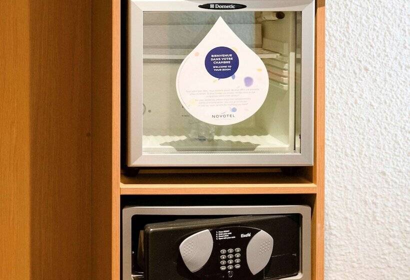 Номер Классика Двуспальная Кровать, Novotel Lyon Gerland Musée des Confluences