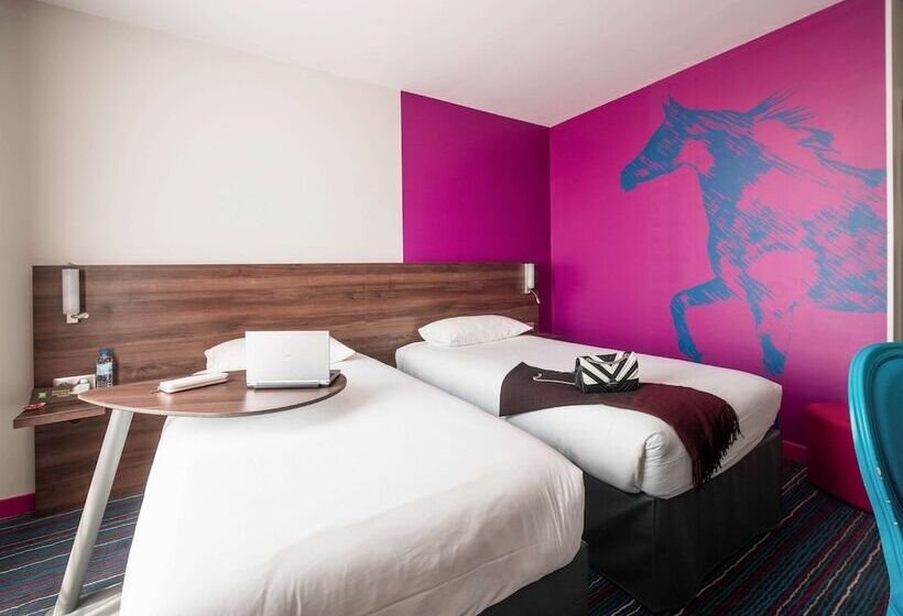 Номер Стандарт, Ibis Styles Saumur Gare Centre