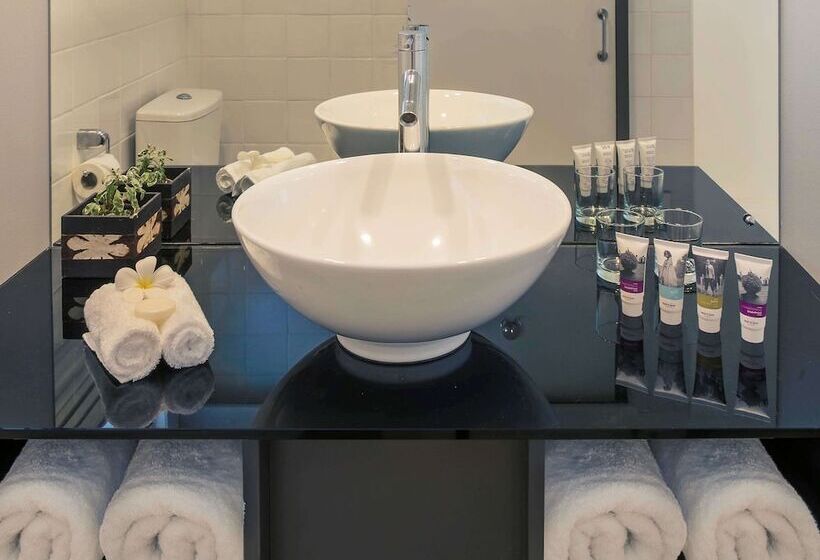 스탠다드 룸, Mercure Nadi