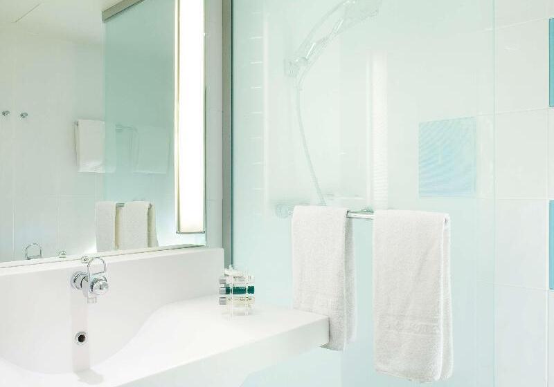 Семейный Номер Классика, Novotel Paris Est