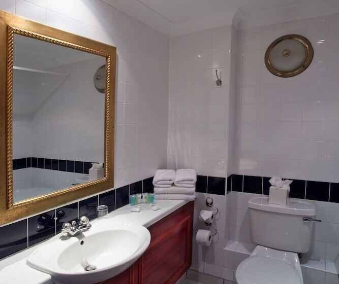 Номер Superior, Royal Court Hotel & Spa Coventry