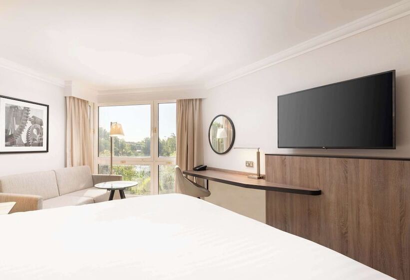 Номер Executive, Hilton Birmingham Metropole