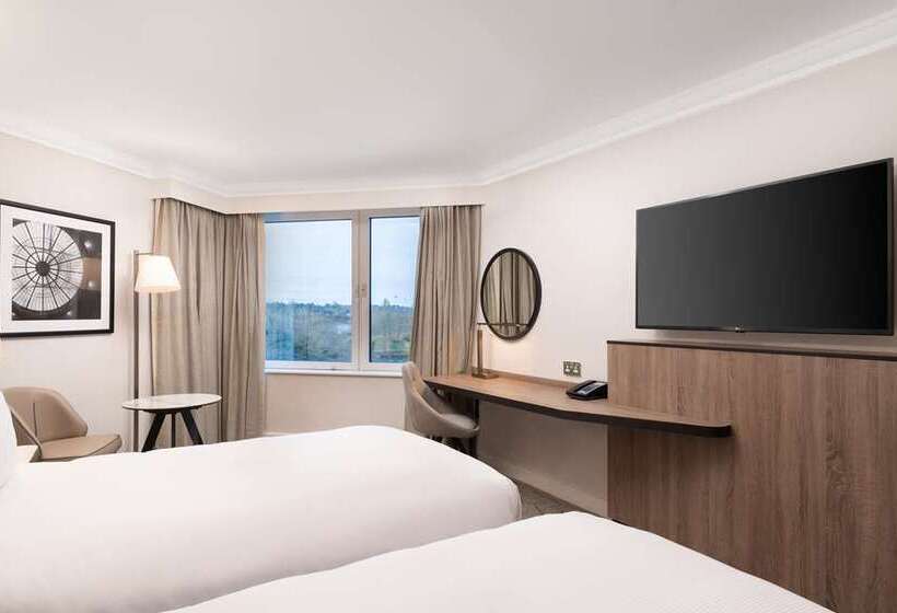 Номер Deluxe, Hilton Birmingham Metropole