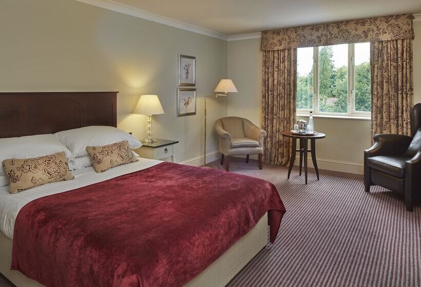 Номер Deluxe, Macdonald Berystede Hotel & Spa