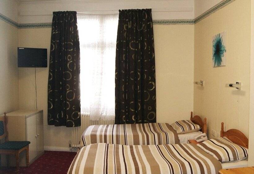 اتاق استاندارد سه نفره, Stanley House