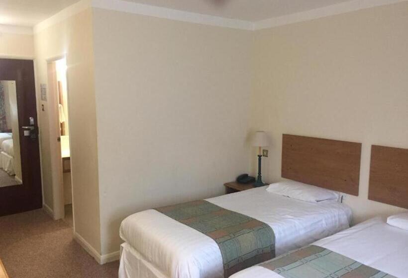 اتاق استاندارد سه نفره, Ox Hotel Carlisle