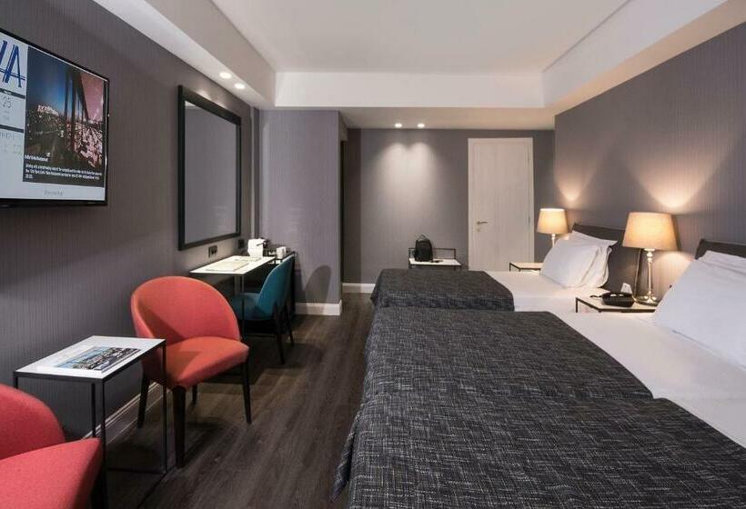 트리플 클래식 룸, Astor Hotel Athens