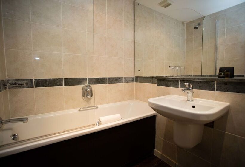Номер Стандарт, Barnham Broom Hotel, Golf & Spa