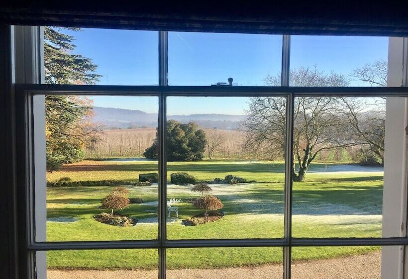 Номер Стандарт, Glewstone Court Country House