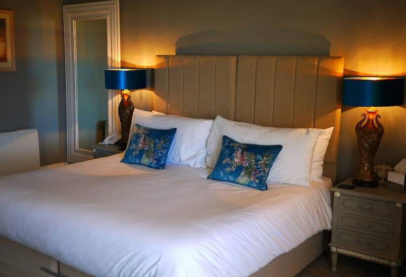 Номер Стандарт, Glewstone Court Country House