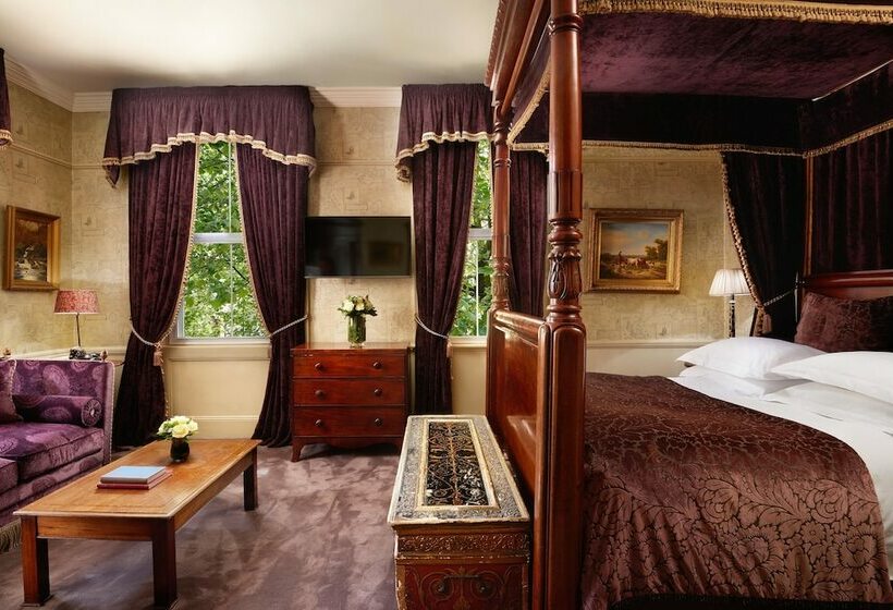 Полулюкс, The Gore London   Starhotels Collezione